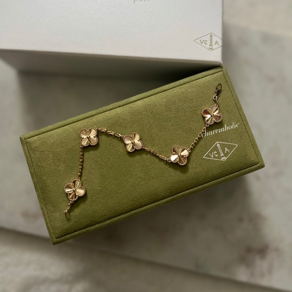 Van Cleef & Arpels Jewelry - Van cleef arpels 💛 VCA Y24 Vintage 18K Yellow Gold Guilochee Bracelete